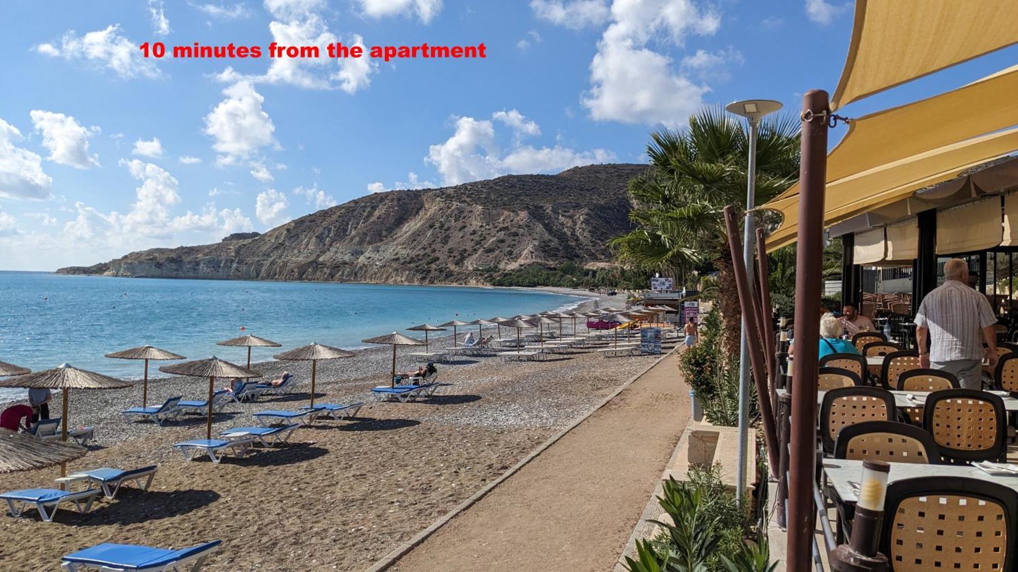 Spacious Contemporary Apartment Pissouri Exterior photo